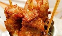 学校门口肉串爆料视频,学生排队尝鲜揭秘